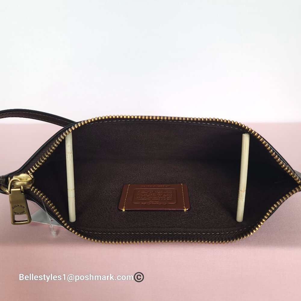 COACH Natural Grain Leather Top-Zip Pouch with Dog-clip Leash- Maple color⭐ - Picture 13 of 16